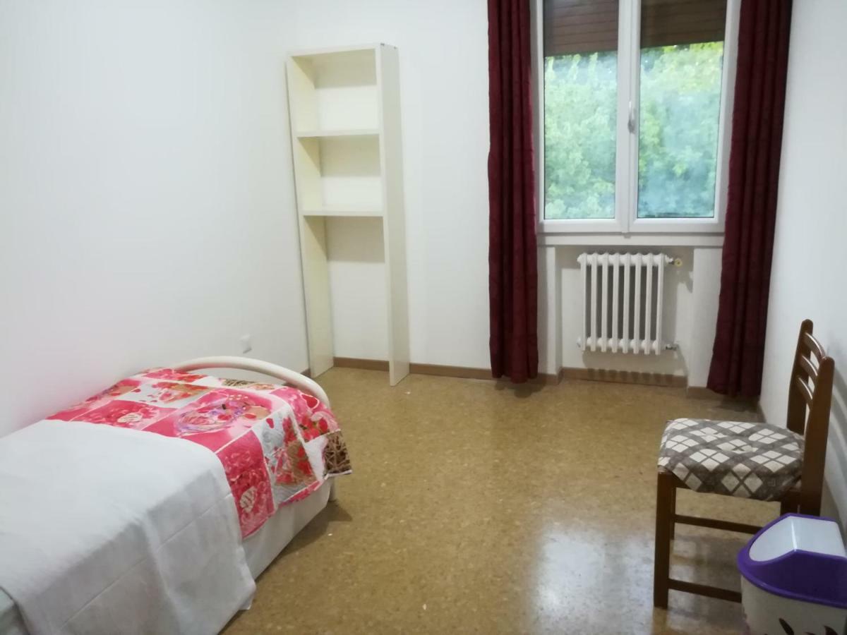 Single Room with Shared Bathroom