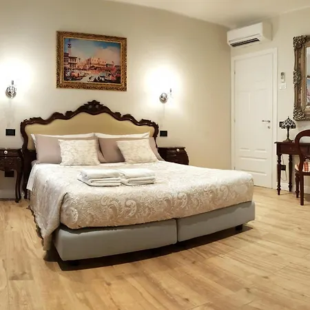 B&B Fine Venice-3
