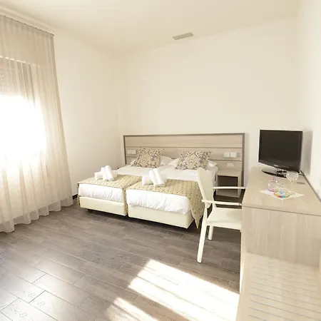 Bb Venice Cinzias'-3